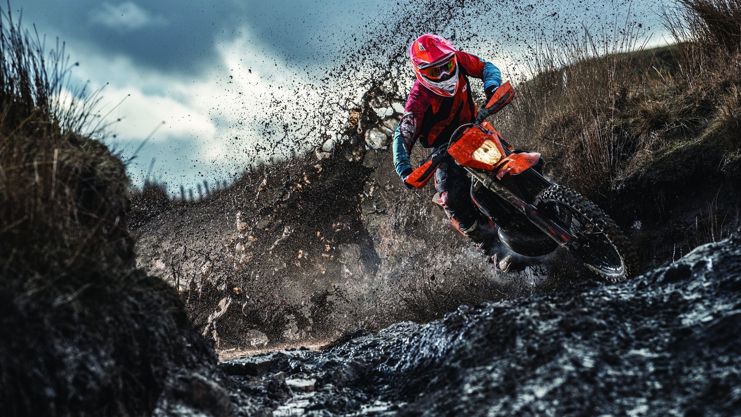 世界杯高光时刻:精彩片段一网打尽!,世界杯精彩瞬间